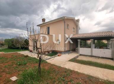 Kuca, Poreč, prodaja, 330000 €, 211 m2