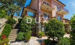 Kuca, Novi Vinodolski, prodaja, 550000 €, 250 m2