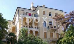 Trosoban stan, Opatija, Opatija - Centar, prodaja, 730000 €, 120 m2