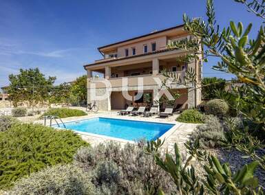 Kuca, Krk, Linardići, prodaja, 1159000 €, 430 m2