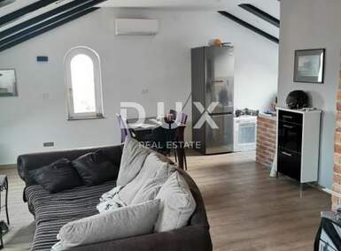 Dvosoban stan, Opatija, Opatija - Centar, prodaja, 320000 €, 100 m2