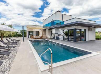 Kuca, Višnjan, prodaja, 900000 €, 250 m2