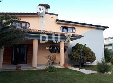 Kuca, Medulin, Banjole, prodaja, 1400000 €, 300 m2