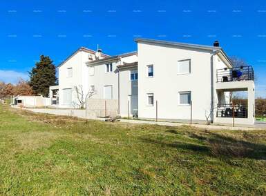 Kuca, Poreč, prodaja, 580000 €, 258 m2