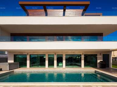 Kuca, Medulin, Premantura, prodaja, 2200000 €, 480 m2