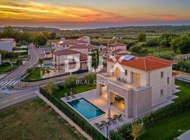 Kuca, Poreč, prodaja, 1650000 €, 208 m2