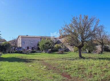 Kuca, Rovinj, prodaja, 300000 €, 190 m2