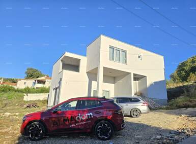 Kuca, Banjole, prodaja, 790000 €, 200 m2