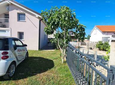 Dvosoban stan, Peroj, prodaja, 150000 €, 57 m2