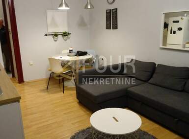 Trosoban stan, Rijeka, Centar, najam, 650 €, 57 m2