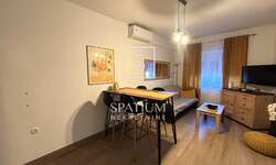 Trosoban stan, Kostrena, najam, 900 €, 50 m2