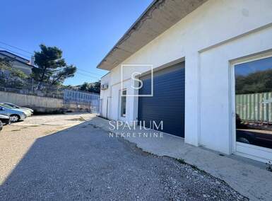 Poslovni prostor, Kostrena, Kostrena Sveta Lucija, najam, 2000 €, 150 m2