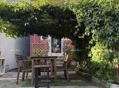 Kuca, Pula, prodaja, 380000 €, 120 m2