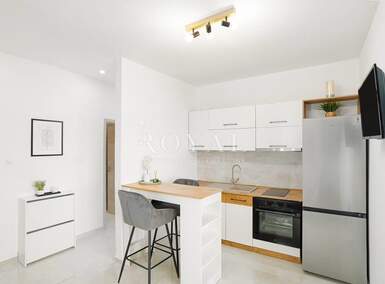 Trosoban stan, Rijeka, Centar, najam, 650 €, 60 m2