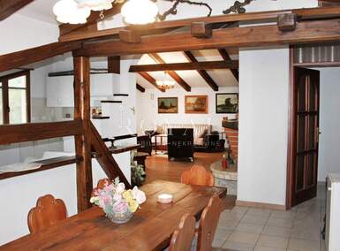 Trosoban stan, Rijeka, Donja Vežica, prodaja, 329000 €, 125 m2