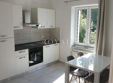 Dvosoban stan, Rijeka, Gornja Vežica, najam, 550 €, 50 m2