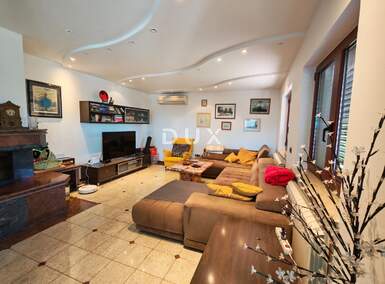 Kuca, Bale, prodaja, 3000000 €, 331 m2