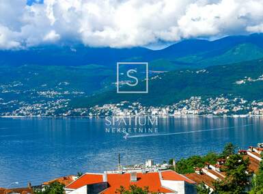 Trosoban stan, Rijeka, Marčeljeva Draga, najam, 950 €, 77 m2