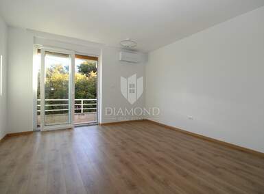 Trosoban stan, Rijeka, Vojak, prodaja, 300000 €, 97 m2