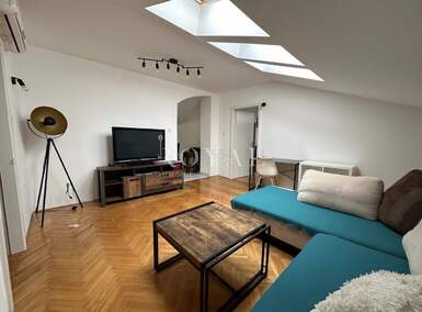 Trosoban stan, Rijeka, Centar, najam, 950 €, 82 m2