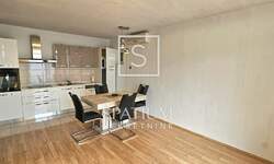 Trosoban stan, Senj, prodaja, 175000 €, 64 m2