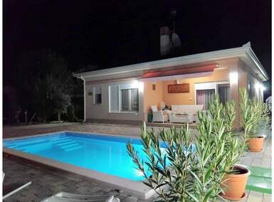 Kuca, Poreč, prodaja, 410000 €, 103 m2