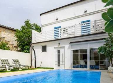 Kuca, Poreč, prodaja, 365000 €, 150 m2