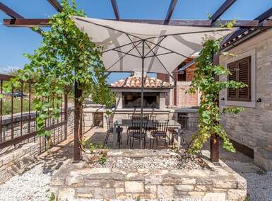 Kuca, Barban, prodaja, 530000 €, 360 m2