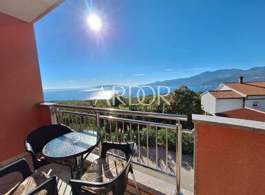 Cetvorosoban stan, Kastav, Brestovice, najam, 1700 €, 110 m2