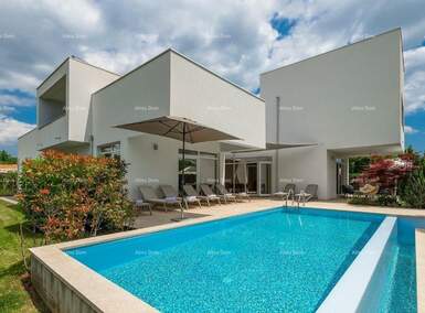 Kuca, Rovinj, prodaja, 790000 €, 320 m2