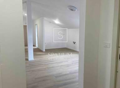 Trosoban stan, Rovinj, prodaja, 312000 €, 55 m2