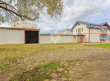 Poslovni prostor, Zaprešić, Šibice, prodaja, 700000 €, 888 m2