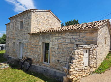 Kuca, Tinjan, prodaja, 279000 €, 85 m2