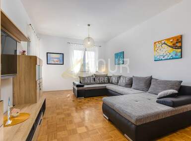 Cetvorosoban stan, Vrbnik, prodaja, 390000 €, 89 m2