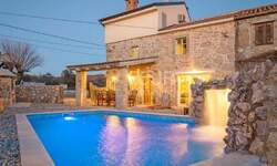 Kuca, Vrbnik, prodaja, 430000 €, 160 m2