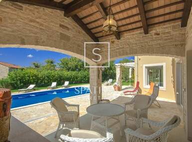 Kuca, Sveti Lovreč, najam, 2400 €, 236 m2