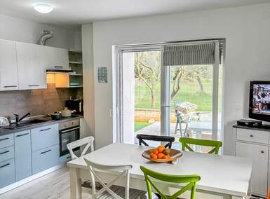 Jednosoban stan, Vodnjan, Peroj, prodaja, 198000 €, 64 m2