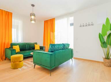 Kuca, Umag, prodaja, 800000 €, 270 m2