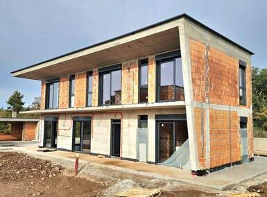 Kuca, Poreč, prodaja, 790000 €, 179 m2