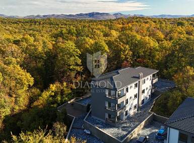 Trosoban stan, Matulji, Jurdani, prodaja, 285000 €, 75 m2