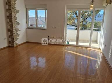 Trosoban stan, Viškovo, Marčelji, prodaja, 192000 €, 64 m2