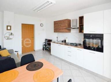 Kuca, Pag, prodaja, 309000 €, 279 m2