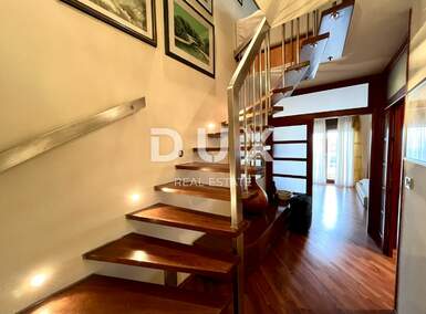 Trosoban stan, Rijeka, Kozala, prodaja, 338000 €, 123 m2