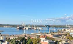 Trosoban stan, Pula, Veruda, prodaja, 234000 €, 57 m2