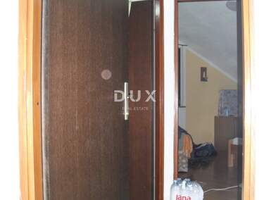 Trosoban stan, Omišalj, prodaja, 135000 €, 50 m2