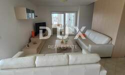 Trosoban stan, Umag, Zambratija, prodaja, 331000 €, 142 m2