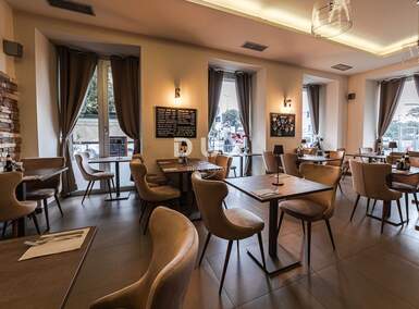 Poslovni prostor, Rijeka, Centar, prodaja, 180000 €, 131 m2