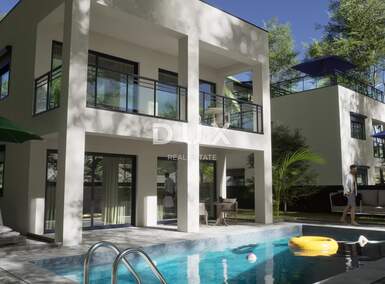 Trosoban stan, Poreč, prodaja, 531250 €, 104 m2