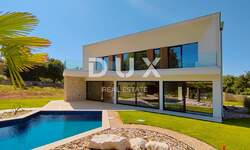 Kuca, Tinjan, prodaja, 1170000 €, 220 m2