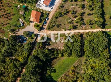 Zemljiste, Svetvinčenat, Čabrunići, prodaja, 105000 €, 586 m2